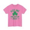 Kiss Me And Sign My Shirt T-Shirt – St. Patrick’s Day Shamrock Party Tee