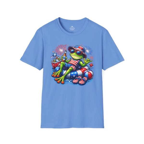 10169716664428601210_2048.jpeg Fourth of July Patriotic Frog with Beer T-Shirt — Relaxing American Flag Pool Float Design