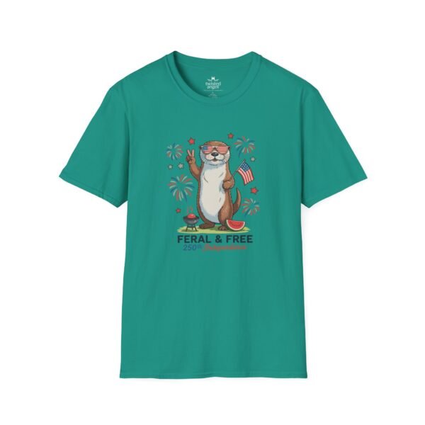 Patriotic Otter T-Shirt — "Feral & Free" Cute 4th of July Graphic Tee