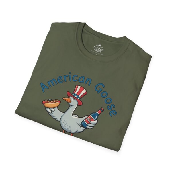 13297819220272088417_2048.jpeg Patriotic American Goose 'Gett'n Loose' T-Shirt