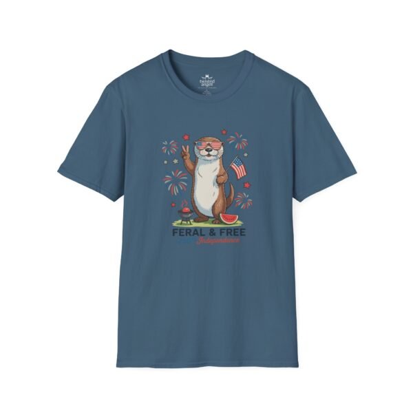 Patriotic Otter T-Shirt — "Feral & Free" Cute 4th of July Graphic Tee