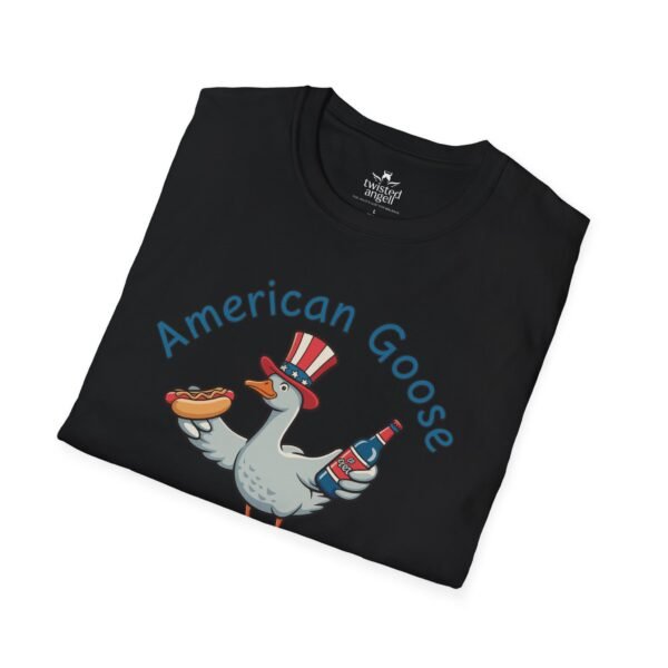 5137524366249462368_2048.jpeg Patriotic American Goose 'Gett'n Loose' T-Shirt