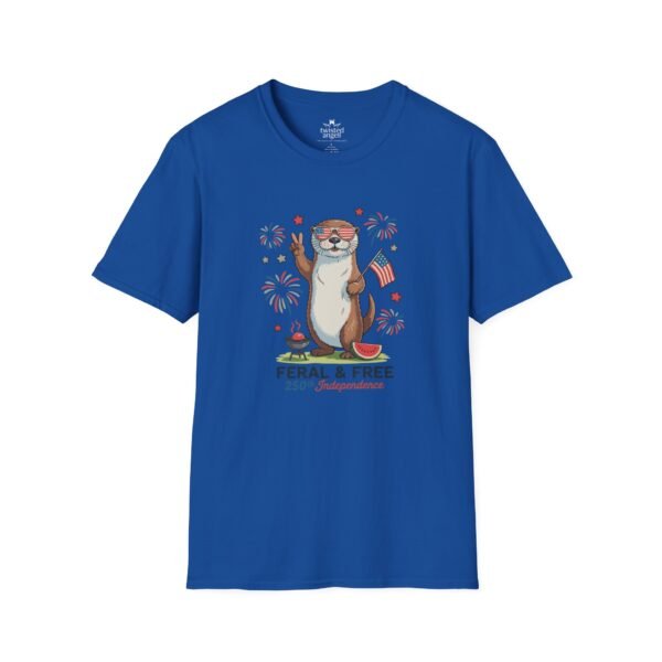 Patriotic Otter T-Shirt — "Feral & Free" Cute 4th of July Graphic Tee
