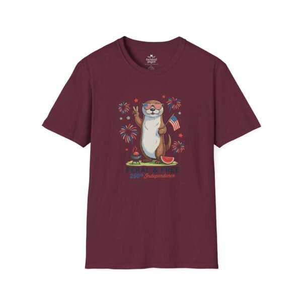 Patriotic Otter T-Shirt — "Feral & Free" Cute 4th of July Graphic Tee